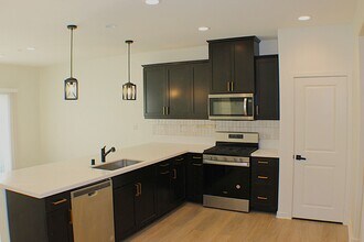 12709 Ironstone Wy in Moreno Valley, CA - Building Photo - Building Photo