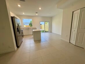 35631 SW 178th Pl in Homestead, FL - Building Photo - Building Photo