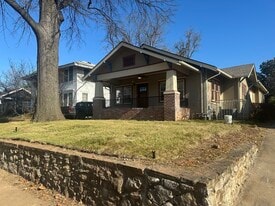1535 S Yorktown Ave, Unit The Yorktown in Tulsa, OK - Building Photo