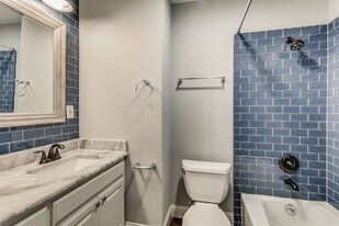 409 Live Oak Dr in Mansfield, TX - Building Photo