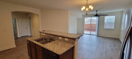 355 Stradella Way in Reno, NV - Building Photo - Building Photo