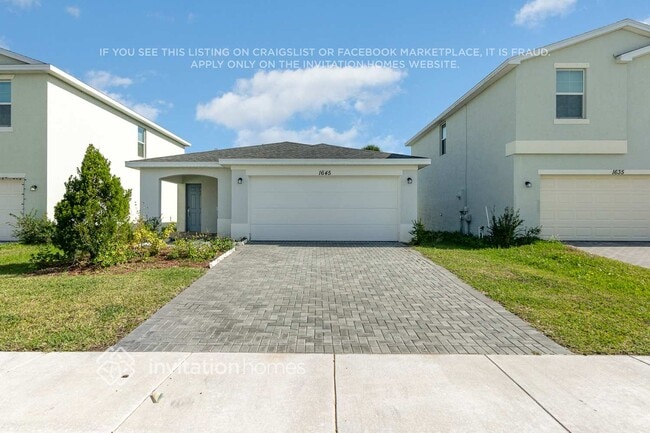 property at 1645 Diablo Cir SW