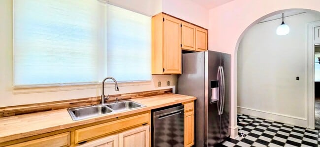 1355 Magnolia Curve in Montgomery, AL - Building Photo - Building Photo