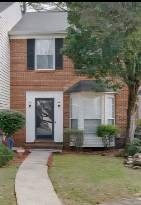 2951 Lexington Trace Dr in Smyrna, GA - Building Photo