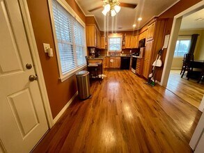 526 Nebraska St in Norman, OK - Building Photo - Building Photo