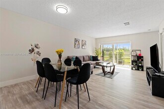 4736 NW 114th Ave, Unit 205 in Doral, FL - Building Photo - Building Photo