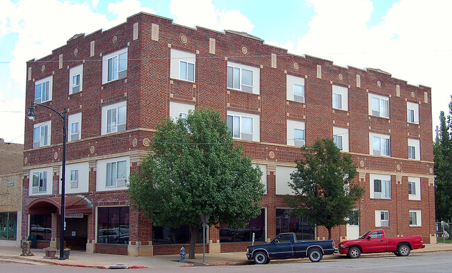 Mangum Golden Age Apartments