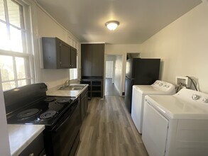 208 Liberty Ct in York, PA - Foto de edificio - Building Photo