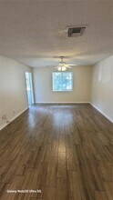 640 Golden Raintree Pl in Brandon, FL - Building Photo - Building Photo