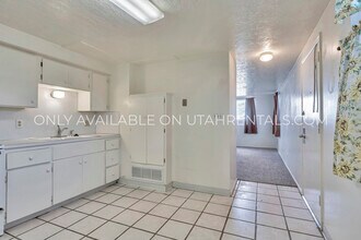 2233 S 200 W in Bountiful, UT - Building Photo - Building Photo