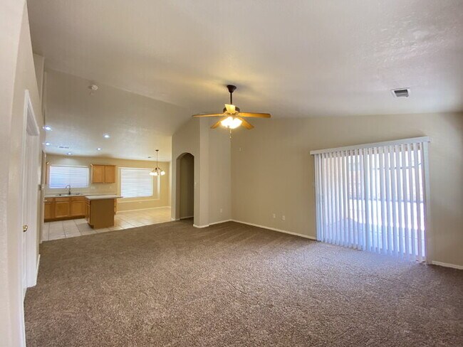 1313 Peppoli Loop SE in Rio Rancho, NM - Building Photo - Building Photo