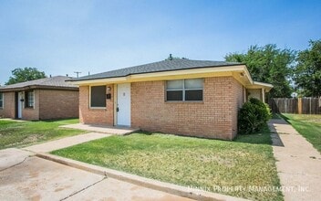 2302 40th St in Lubbock, TX - Building Photo - Building Photo