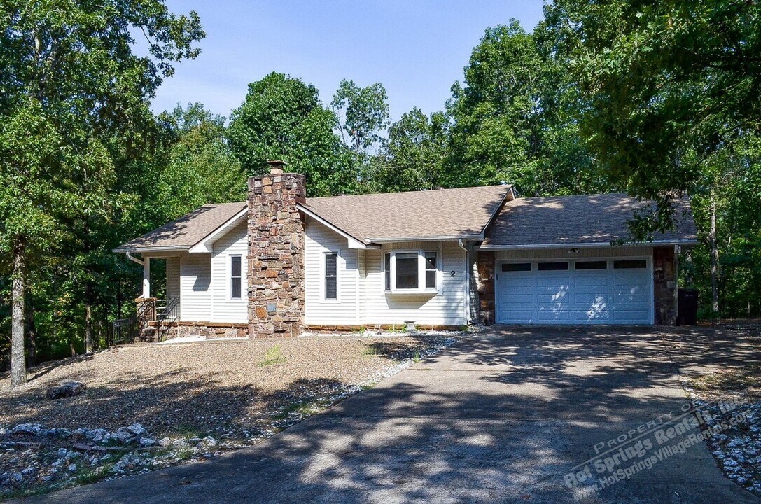 2 Pola Ln in Hot Springs, AR - Building Photo