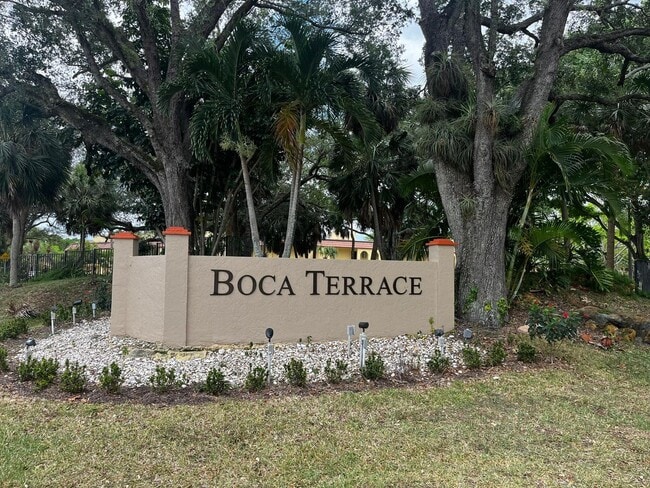 property at 848 SW 9th St Cir