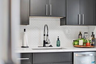 62 Candlewood Dr in South Windsor, CT - Building Photo - Building Photo