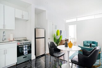 444 W 48th St in New York, NY - Building Photo - Building Photo