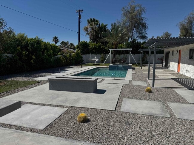 property at 2175 N Sandra Rd