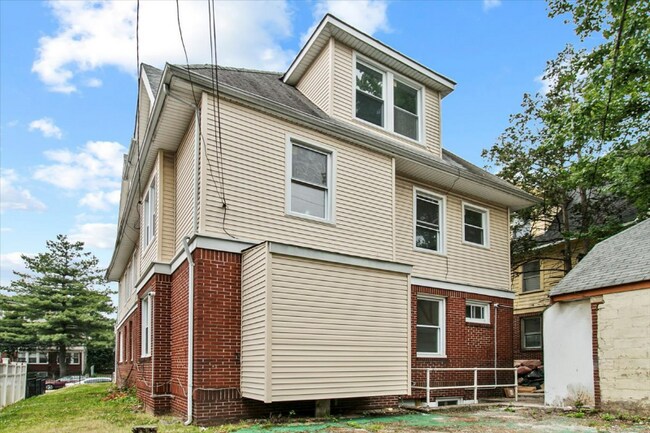 99 Vassar Ave, Unit 3 in Newark, NJ - Building Photo - Building Photo