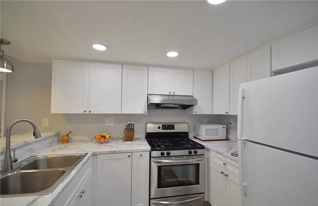 property at 3532 W Stonepine Ln