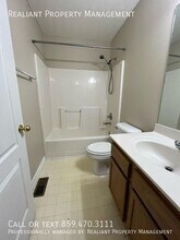 223 John Sutherland Dr in Nicholasville, KY - Building Photo - Building Photo