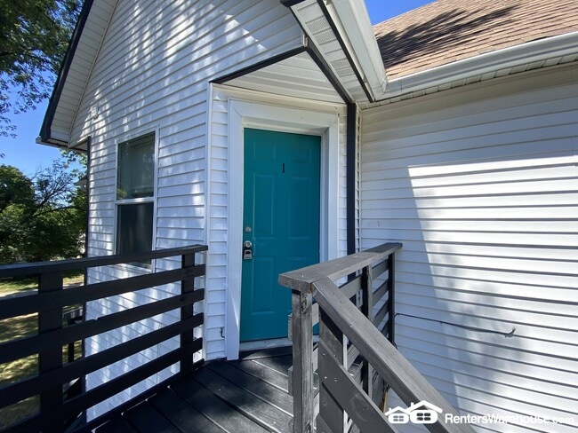 3916 9th St in Des Moines, IA - Building Photo - Building Photo