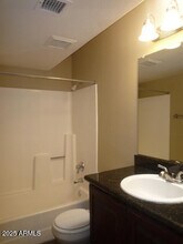935 N Granite Reef Rd in Scottsdale, AZ - Foto de edificio - Building Photo