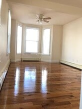 51 Franklin St, Unit B in Somerville, MA - Foto de edificio - Building Photo