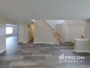 467 Manor Rd in Aberdeen, MD - Foto de edificio - Building Photo
