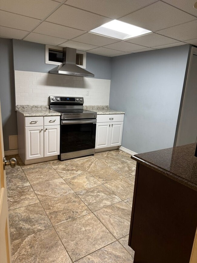 2224 Pond Rd in Ronkonkoma, NY - Building Photo - Building Photo