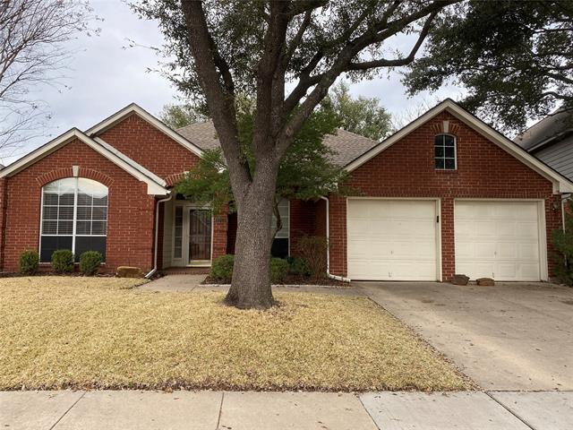 property at 2213 Green Hill Dr