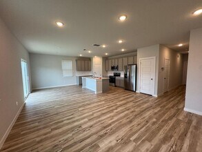 5935 W Hausman Rd in San Antonio, TX - Building Photo - Building Photo