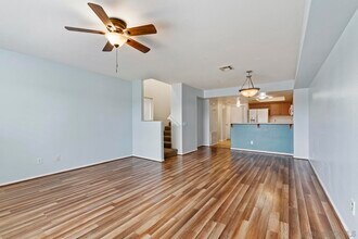 4818 Charles Lewis Way in San Diego, CA - Building Photo - Building Photo
