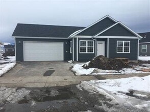2321 Sturnella Ln in Belgrade, MT - Building Photo - Building Photo