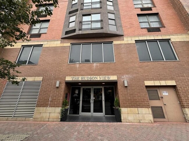 4301 Park Ave in Union City, NJ - Building Photo - Building Photo