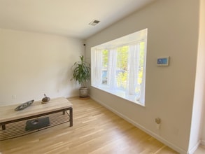 9 Scenic Ave in San Anselmo, CA - Foto de edificio - Building Photo