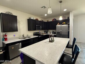 17593 W Daley Ln in Surprise, AZ - Building Photo - Building Photo