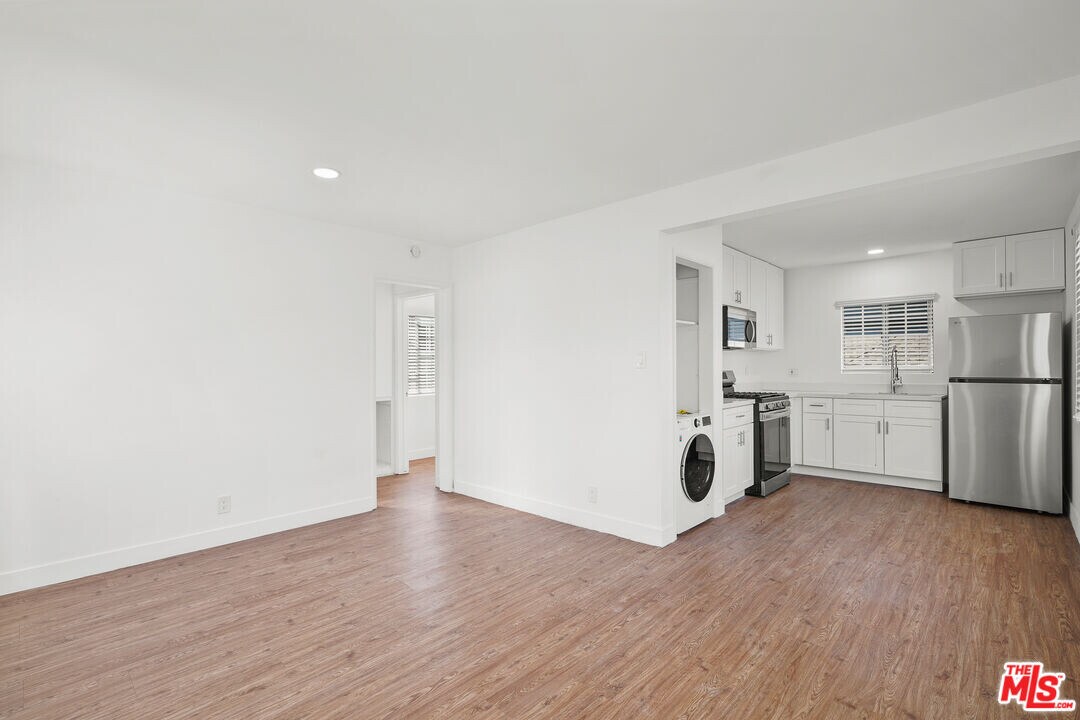 530 Almond Ave in Long Beach, CA - Building Photo