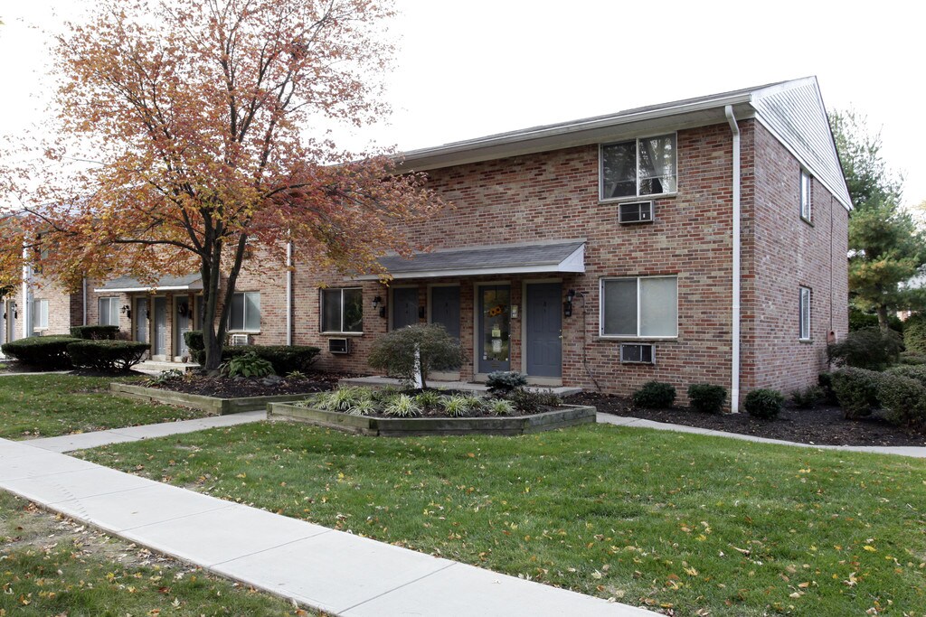 Academy Woods Apartments in Florence, NJ