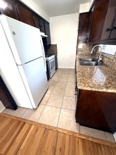 807 3rd St, Unit E in Santa Monica, CA - Foto de edificio - Building Photo