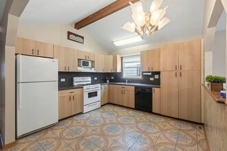 933 Ridge Ave in Mundelein, IL - Building Photo - Building Photo