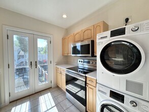 55 Saugatuck Ave in Westport, CT - Building Photo - Building Photo