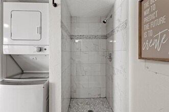 2301 Balsam Dr in Arlington, TX - Building Photo - Building Photo