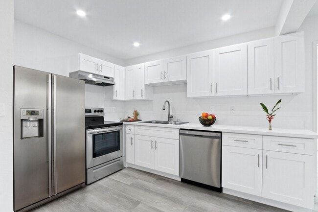 Hawaiian Terrace Senior Apartments in Hawaiian Gardens, CA - Building Photo - Interior Photo