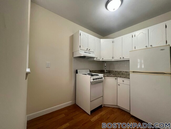 64 Brighton Ave