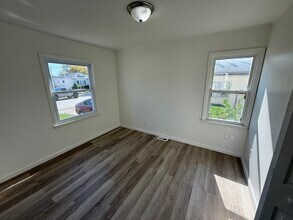 27843 O'Neil St in Roseville, MI - Building Photo - Building Photo