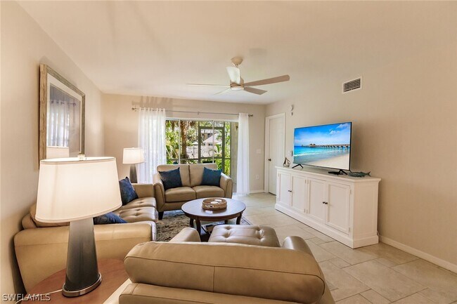 3032 Sandpiper Bay Cir in Naples, FL - Building Photo - Building Photo