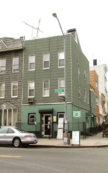 88 Roebling St in Brooklyn, NY - Building Photo