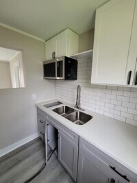 3126 Webster St photo'