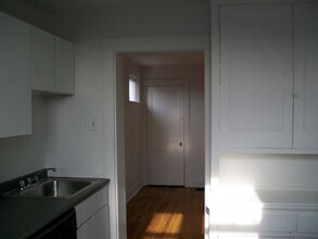 1866 Morningside Ave in Pittsburgh, PA - Building Photo - Building Photo