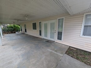 2719 Canal Ave in Nederland, TX - Building Photo - Building Photo